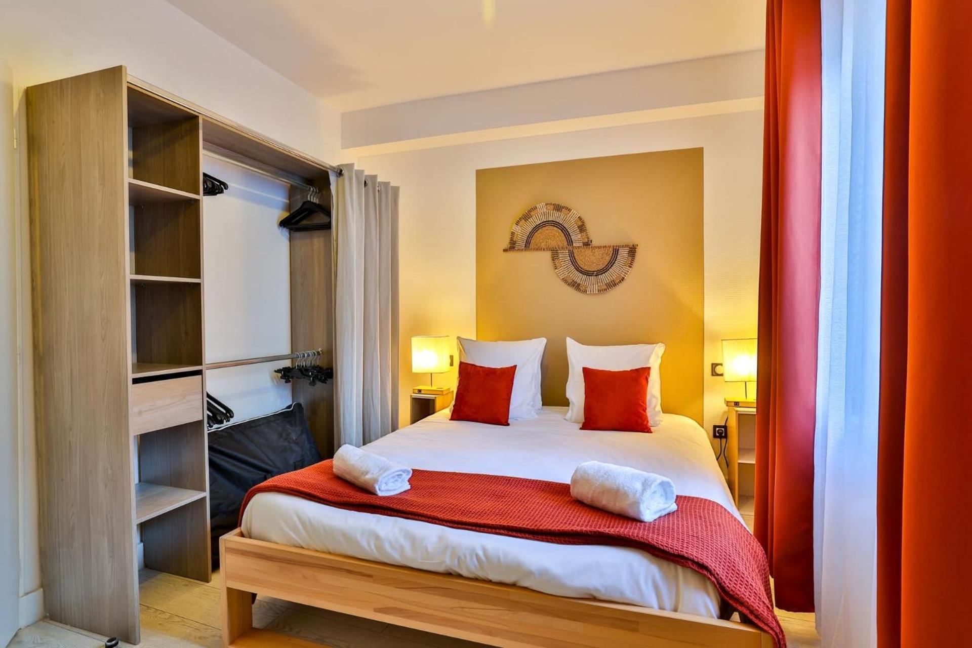 Le Lucien Eco-Appart'Hotel - Angouleme - Centre - Wifi - Parking Prive - Classe 4 Etoiles エクステリア 写真
